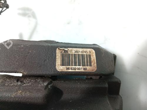 Left front brake caliper CITROËN C5 III Break (RW_) 2.0 HDi 140 | BP32780526M105 - Image 3