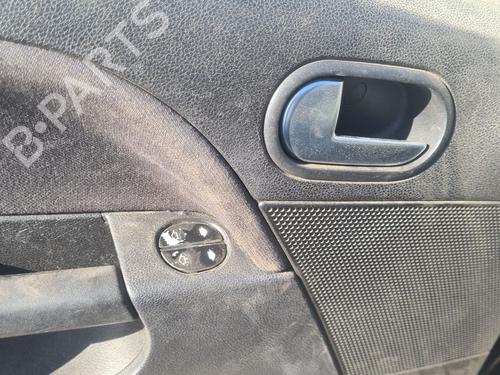 Left front window motor FORD FIESTA V (JH_, JD_) 1.4 TDCi | BP32035177E21 