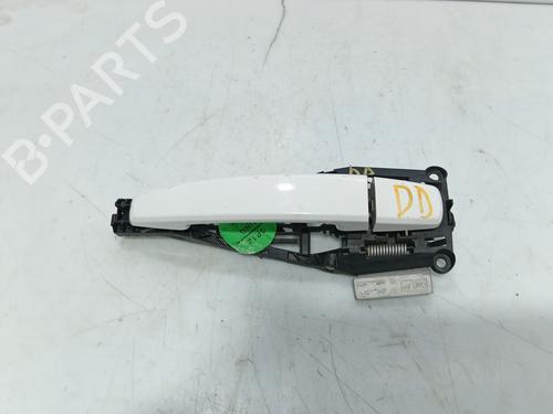 Używane Klamka zewnętrzna drzwi przednich prawych CHEVROLET AVEO Hatchback (T300) 1.3 D (95 hp) 32305646