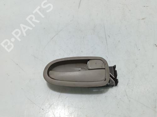 front-right-interior-door-handle-hyundai-trajet-fo-20-crdi-1999-2000-2001-2002-2003-2004-2005-2006-2007-2008-18992040 main image