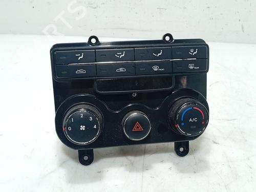 Used Climate control Climate control 36886687 36886687