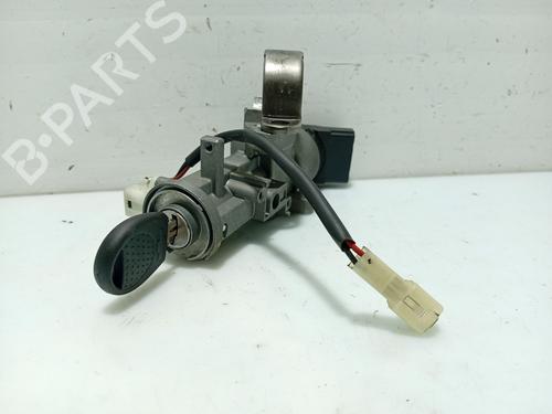 Used Ignition barrel CHEVROLET AVEO / KALOS Hatchback (T250, T255) 1.4 (101 hp) 31105497