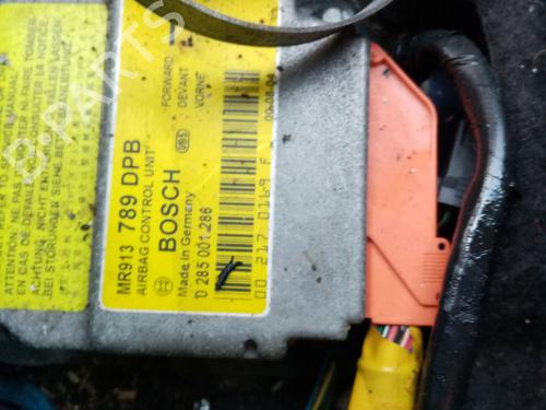 Used ECU airbags MITSUBISHI CARISMA (DA_) 1.9 DI-D (DA5A) (115 hp) 18999658