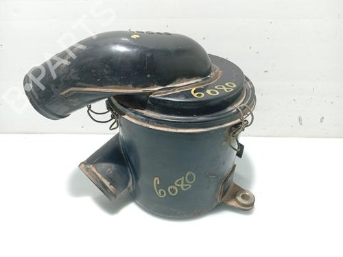 Luftfiltergehäuse für NISSAN TERRANO II (R20) 2.7 TD 4WD (101 hp) 31103044