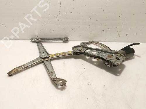 Alzacristallo anteriore destro MERCEDES-BENZ C-CLASS (W202) C 220 (202.022) (150 hp) 32349517