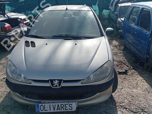 Used Parts PEUGEOT 206 Hatchback (2A/C)  1.4 i  4737609