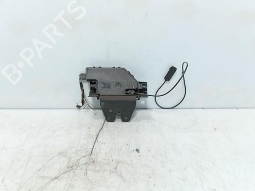 Used Tailgate lock Tailgate lock 37030985 37030985