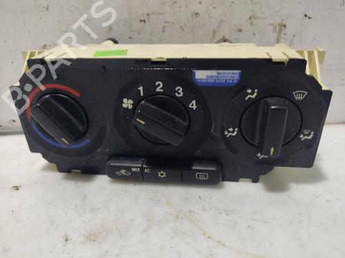 AC Styreenhet / Manøvreringsenhet OPEL ASTRA G Saloon (T98) 1.6 (F69) (84 hp) 31103279