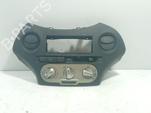 Used Climate control Climate control TOYOTA YARIS (_P1_) 1.3 (SCP12_, SCP13_, SCP12R, SCP13R) (87 hp) 33809893 33809893