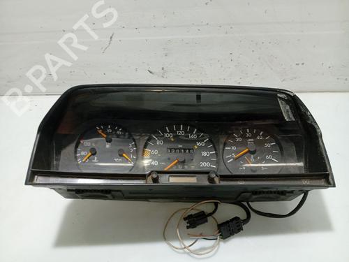 Used Instrument cluster MERCEDES-BENZ 190 (W201) D 2.5 (201.126) (90 hp) 31832786