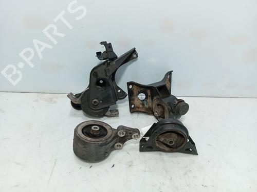Used Engine mount Engine mount NISSAN PRIMERA Hatchback (P11) 1.6 16V (106 hp) 32687583 32687583