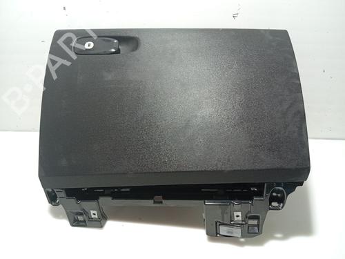 Porta-luvas VOLVO V90 II Estate (235) D4 (190 hp) 31108058