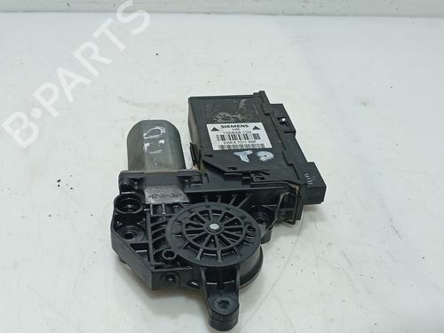 right-rear-window-motor-audi-a4-b6-8e2-2000-2001-2002-2003-2004-2005-32700889 main image