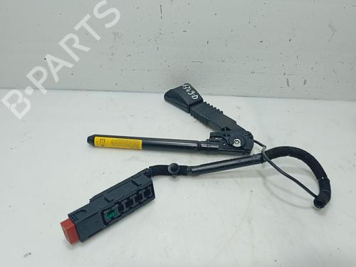 BP32304045I32 main image