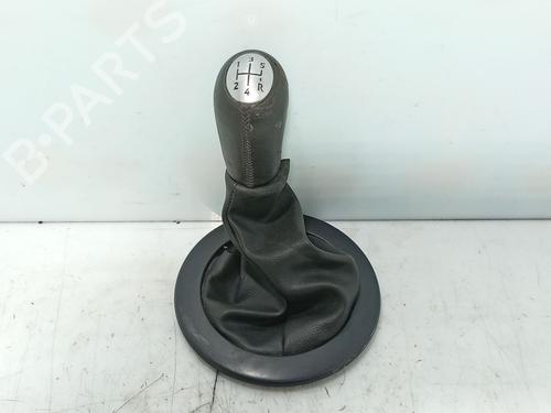 Gearknop Gearknop RENAULT MEGANE II (BM0/1_, CM0/1_) 1.5 dCi (BM02, BM13, BM2A, CM02, CM13) (101 hp) 37024557 37024557