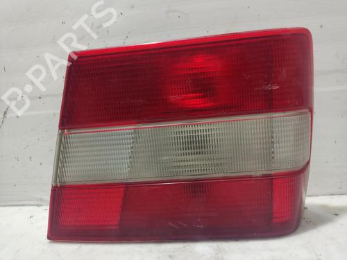 Feu arrière droit VOLVO 940 II (944) 2.3 ti (135 hp) 31099115