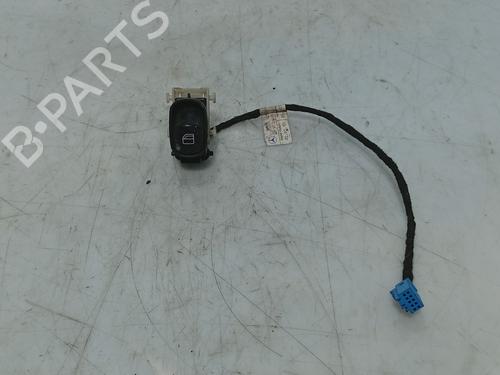 Used Right front window switch Right front window switch 38729469 38729469