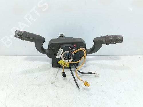 Comandos do volante Comandos do volante LANCIA YPSILON (843_) 1.3 JTD (843.AXD11, 843.AXD1A) (70 hp) 36529639 36529639