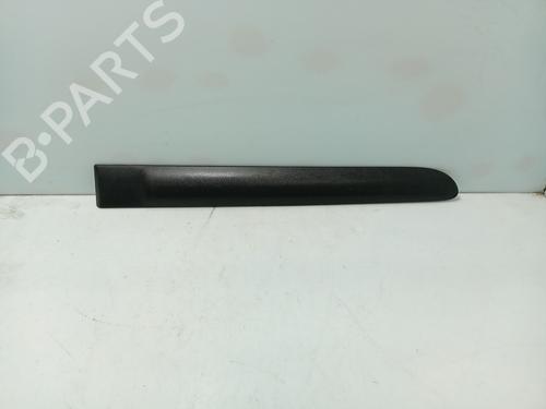Friso da porta RENAULT CLIO II (BB_, CB_) 1.5 dCi (B/CB08) (82 hp) 31110428