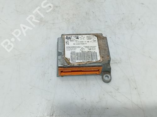 ecu-airbags-peugeot-206-hatchback-2ac-1998-1999-2000-2001-2002-2003-2004-2005-2006-2007-2008-2009-2010-2011-2012-32435431 main image