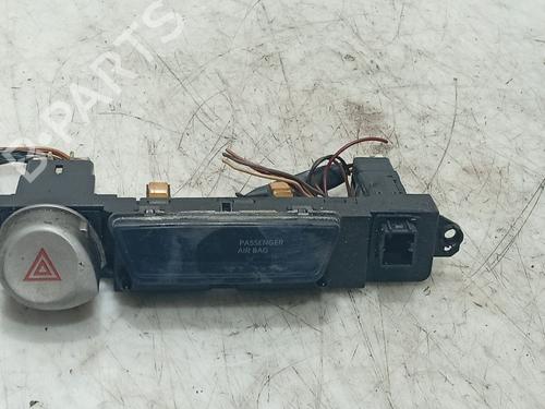 Warning switch HYUNDAI i20 I (PB, PBT) 1.2 | BP36991857I22 - Image 2