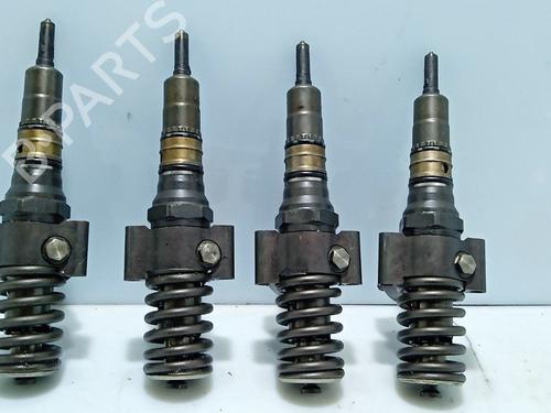 Używane Wtryskiwacz AUDI A3 (8P1) [2003-2013]  31109612