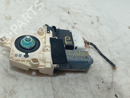 Used Right rear window motor Right rear window motor 37602450 37602450