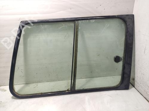 Used Rear left door window MITSUBISHI PAJERO CLASSIC (V2_W, V6_W, V7_W) 2.5 TD (V24W) (115 hp) 31106078