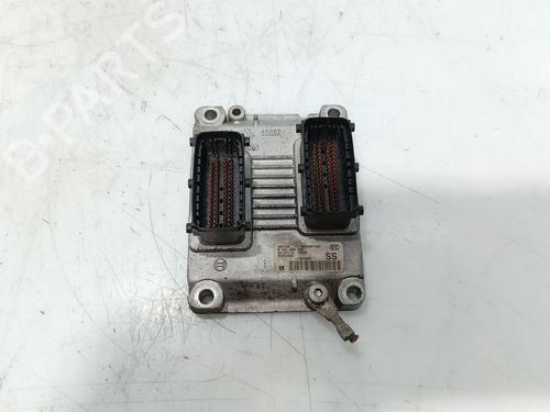 engine-control-unit-ecu-opel-corsa-c-x01-2000-2001-2002-2003-2004-2005-2006-2007-2008-2009-32424814 main image