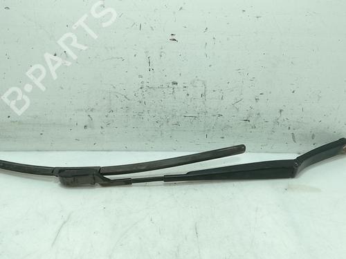 Used Front windshield wiper arm Front windshield wiper arm 38093363 38093363