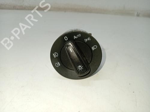 Używane Przełącznik świateł SKODA OCTAVIA III (5E3, NL3, NR3) 1.6 TDI (110 hp) 31105320