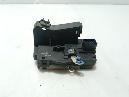 Venstre bagtil lås OPEL VIVARO A Van (X83) 1.9 DTI (F7) (101 hp) 32028462