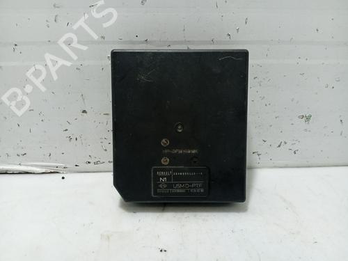 Zekeringkast RENAULT LAGUNA III (BT0/1) [2007-2015]  31100033