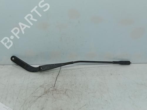 Used Front windshield wiper arm Front windshield wiper arm 37027631 37027631