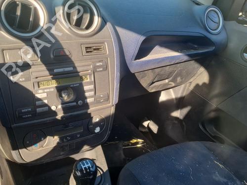 Left front window motor FORD FIESTA V (JH_, JD_) 1.4 TDCi | BP32035177E21 