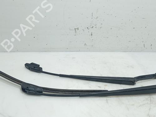Used Front windshield wiper arm Front windshield wiper arm AUDI A6 C5 (4B2, 4B4) 2.5 TDI (150 hp) 34399720 34399720