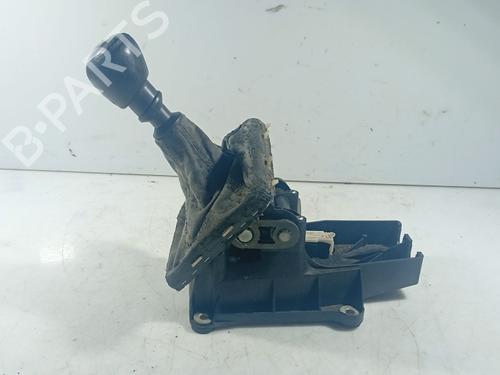 Used Gear lever Gear lever OPEL VECTRA C GTS (Z02) 1.9 CDTI (F68) (120 hp) 40515699 40515699
