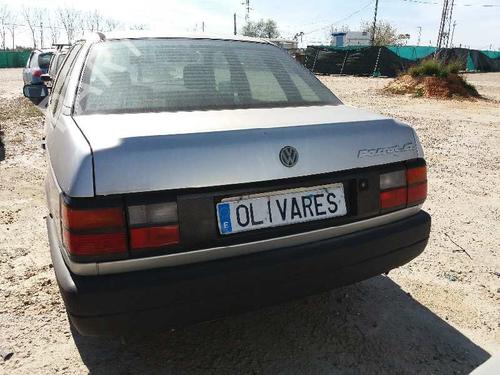 Left front indicator VW PASSAT B3/B4 (3A2, 35I) 1.8 | BP22978977C32