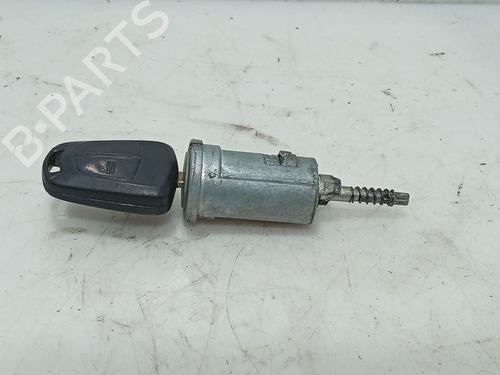Used Ignition barrel OPEL MERIVA A MPV (X03) 1.4 16V Twinport (E75) (90 hp) 32424742