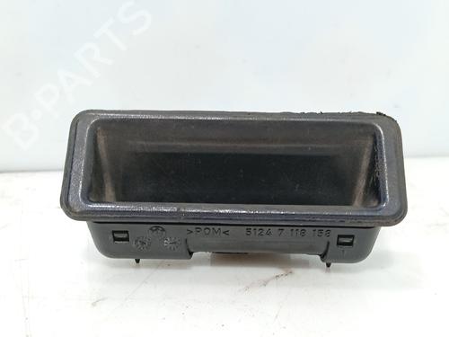 Used Tailgate handle Tailgate handle 38775098 38775098