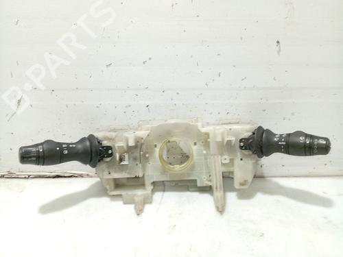 Used Steering wheel controls RENAULT GRAND SCÉNIC III (JZ0/1_) 1.9 dCi (JZ0J, JZ0N, JZ1K, JZ1S) (131 hp) 31107798
