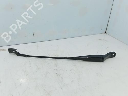 Used Front windshield wiper arm Front windshield wiper arm CITROËN C3 III (SX) 1.2 PURETECH 82 (82 hp) 40298316 40298316