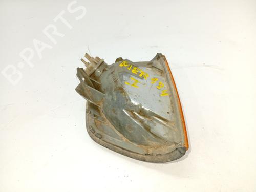 Left front indicator MERCEDES-BENZ 124 Saloon (W124) 200 D (124.120) | BP31104973C32 