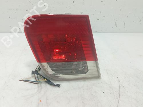 Venstre baglygte bagklap Venstre baglygte bagklap BMW 3 (E46) 325 i (192 hp) 36460782 36460782