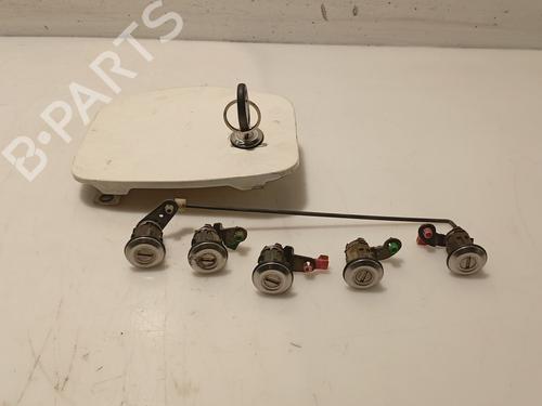 Used Fuel flap NISSAN SERENA (C23) 2.3 D (75 hp) 31112192