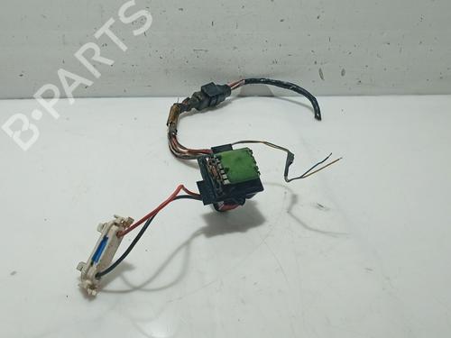 Varmeblæsermodstand RENAULT KANGOO (KC0/1_) 1.2 (KC0A, KC0K, KC0F, KC01) (58 hp) 31317101