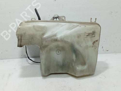 Used Windscreen washer tank Windscreen washer tank BMW 5 (E60) 525 d (177 hp) 34382935 34382935