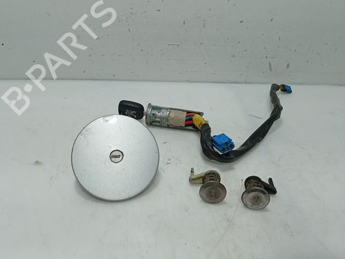 Used Ignition barrel PEUGEOT 206 Hatchback (2A/C) 1.4 i (75 hp) 32305600