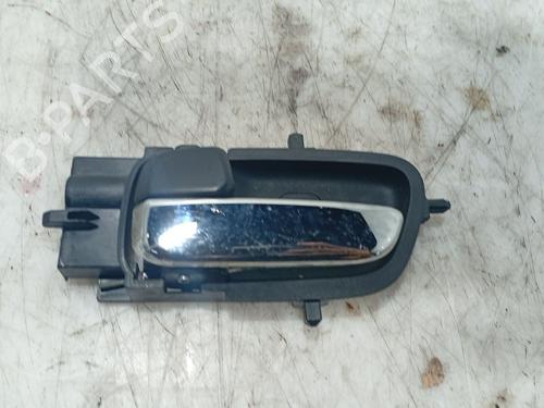 Used Front left interior door handle Front left interior door handle 37019548 37019548