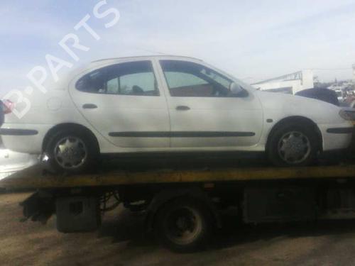 Used Parts RENAULT Megane I Kombi van (KA_) 1.4 (KA0D) 2396551